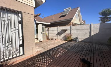 OPORTUNIDAD UNICA VENDO CASA 3 DORMITORIOS, DOS BAÑOS CON MANSARDA, NOVA HACIENDA, COQUIMBO