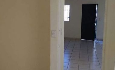 Casa con cesión de  derechos ya para escriturar a su nombre