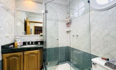 VENDO CASA SAN JOSE DE BAVARIA 250 M2 - LOTE 418 M2