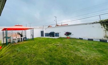 VENDO CASA SAN JOSE DE BAVARIA 250 M2 - LOTE 418 M2