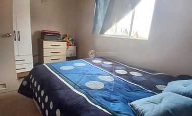 SE VENDE CASA EN SECTOR MIRASUR CON LOCAL COMERCIAL