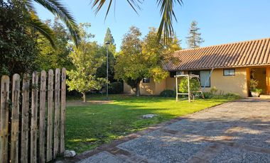 Hermosa casa en Condominio San León de Nos