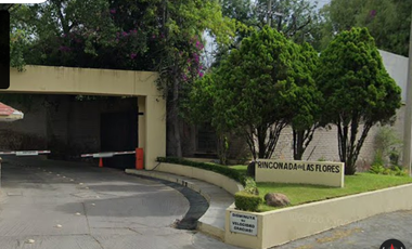 Casa en fraccionamiento en colonia Rinconada de las Flores con 3 Recamaras y 187m2 A unos minutos del centro comercial Plaza del Río.