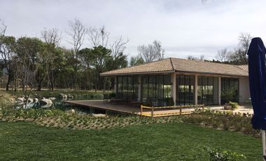 EL CARMEN LOTE CERCA DE CASA CLUB - MAGNIFICA UBICACION PRIVADA