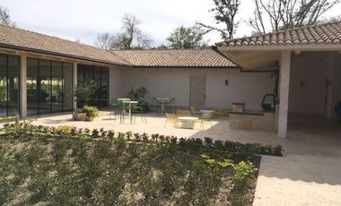 EL CARMEN LOTE CERCA DE CASA CLUB - MAGNIFICA UBICACION PRIVADA