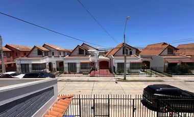¡OPORTUNIDAD UNICA ¡ VENDO CASA  DE 4 HABITACIONES Y 2 BAÑOS, SECTOR TRANQUILO, LA SERENA