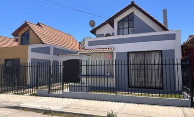 ¡OPORTUNIDAD UNICA ¡ VENDO CASA  DE 4 HABITACIONES Y 2 BAÑOS, SECTOR TRANQUILO, LA SERENA