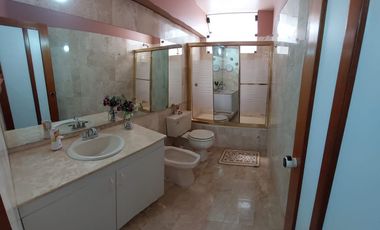 ELEGANTE DPTO. EN ZONA RESIDENCIAL DE MIRAFLORES