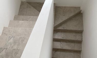 CASA DE VENTA,  EN URB.L'OGARE , CANTON SALITRE, ECUADOR