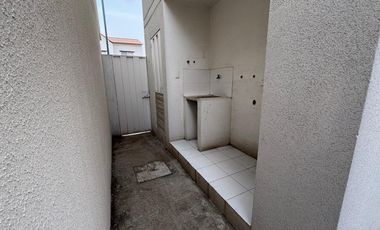 CASA DE VENTA,  EN URB.L'OGARE , CANTON SALITRE, ECUADOR