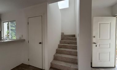 CASA DE VENTA,  EN URB.L'OGARE , CANTON SALITRE, ECUADOR