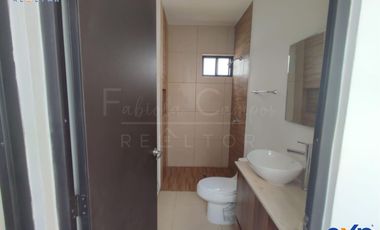 Casa de 2 pisos y 3 recámaras en venta en Conkal Yucatan - Entrega inmediata - ACEPTAMOS INFONAVIT