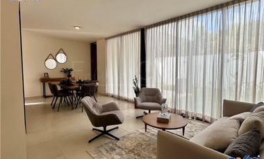 Casa de 2 recámaras en PREVENTA a 20 meses, en Privada Residencial con amenidades en Conkal, Yucatán - Entrega 2do semestre del 2026