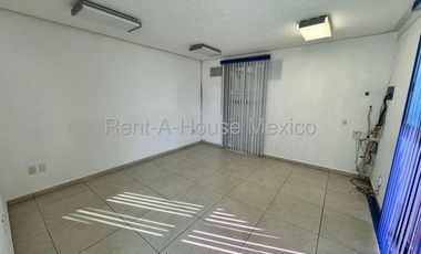 5 de Febrero. VENTA - Bodega comercial de 354 metros