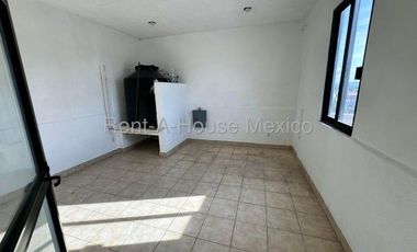 5 de Febrero. VENTA - Bodega comercial de 354 metros