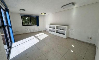 5 de Febrero - Bodega comercial de 354 metros. VENTA