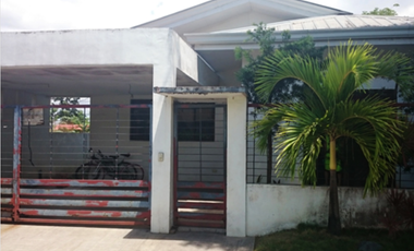 4 BEDROOMS HOUSE AND LOT FOR SALE IN TOWN AND COUNTRY NORTH SUBDIVISION, MARILAO BULACAN
