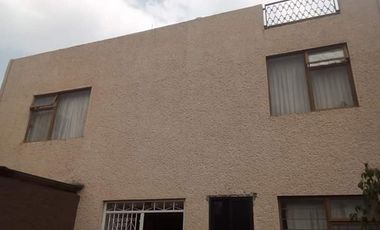 Casa en venta en jatdines de Santa Mónica, Tlalnepantla
