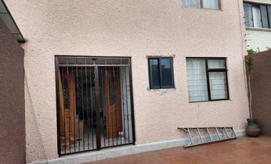 Casa en venta en jatdines de Santa Mónica, Tlalnepantla
