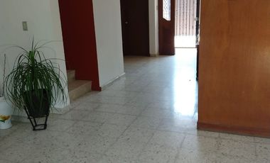 Casa en venta en jatdines de Santa Mónica, Tlalnepantla