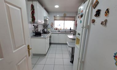 Gran casa 6 dormitorios lindo jardín 