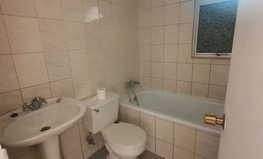 Venta De Casa De 3 Pisos En Pudahuel