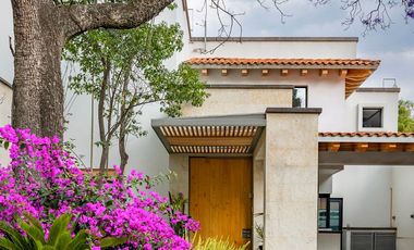 INCREIBLE CASA EN UNO DE LOS CONDOMINIOS MAS EXCLUSIVOS DE SAN ÁNGEL, CDMX.