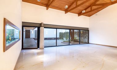 INCREIBLE CASA EN UNO DE LOS CONDOMINIOS MAS EXCLUSIVOS DE SAN ÁNGEL, CDMX.
