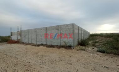 Venta De Terreno Con Cerco Prefabricado De Concreto En Urb.Vista Alegre. ID:1117435