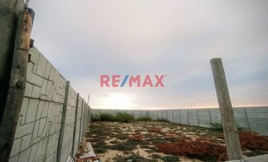 Venta De Terreno Con Cerco Prefabricado De Concreto En Urb.Vista Alegre. ID:1117435