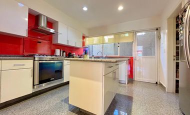 VIVE EN LOMAS DE VISTA HERMOSA CON UNA VISTA DE ENSUEÑO!