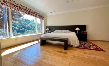 VIVE EN LOMAS DE VISTA HERMOSA CON UNA VISTA DE ENSUEÑO!