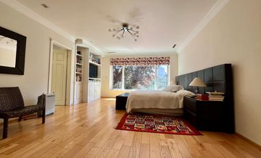 VIVE EN LOMAS DE VISTA HERMOSA CON UNA VISTA DE ENSUEÑO!