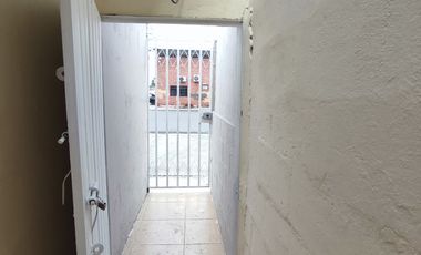 SE VENDE CASA CON SUITE y PARQUEO EN LA PRADERA 1, SUR DE GUAYAQUIL