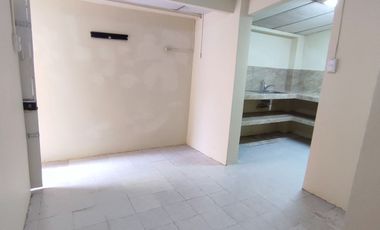 SE VENDE CASA CON SUITE y PARQUEO EN LA PRADERA 1, SUR DE GUAYAQUIL
