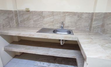 SE VENDE CASA CON SUITE y PARQUEO EN LA PRADERA 1, SUR DE GUAYAQUIL