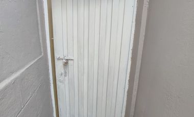 SE VENDE CASA CON SUITE y PARQUEO EN LA PRADERA 1, SUR DE GUAYAQUIL