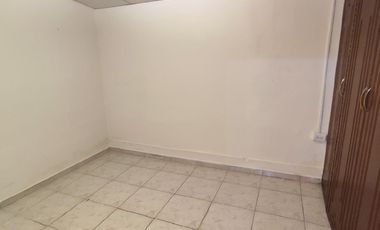 SE VENDE CASA CON SUITE y PARQUEO EN LA PRADERA 1, SUR DE GUAYAQUIL