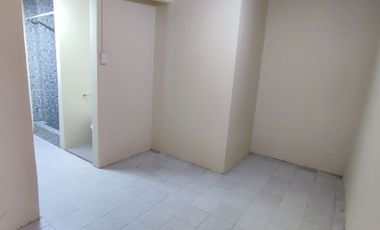 SE VENDE CASA CON SUITE y PARQUEO EN LA PRADERA 1, SUR DE GUAYAQUIL