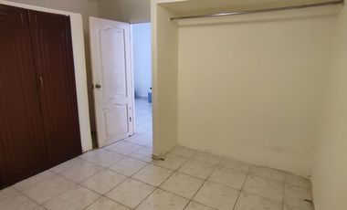 SE VENDE CASA CON SUITE y PARQUEO EN LA PRADERA 1, SUR DE GUAYAQUIL