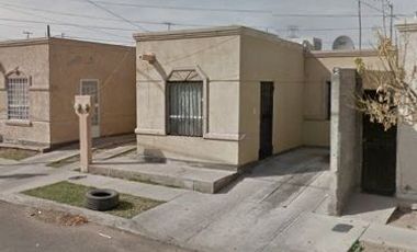 Casa en Remante Bancario.  **Fantástica oportunidad que no puede dejar pasar**