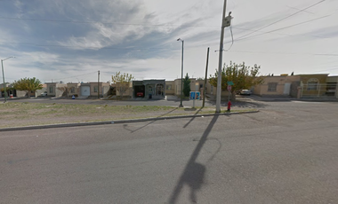 Casa en Remante Bancario.  **Fantástica oportunidad que no puede dejar pasar**