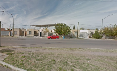 Casa en Remante Bancario.  **Fantástica oportunidad que no puede dejar pasar**