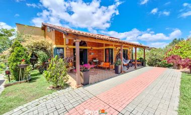 Finca con hermosa vista en venta El Peñol