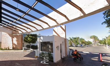 Casa ubicada en colonia Ampliación Arboledas con 2 recamaras y 90m2 entre Av. García Salinas.