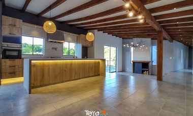 Finca nueva con bonita vista en venta El Peñol