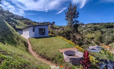Finca nueva con bonita vista en venta El Peñol