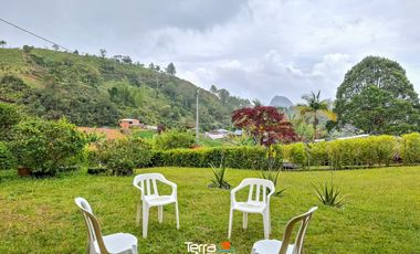 Finca con bonita vista en venta El Peñol