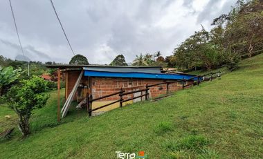 Finca con bonita vista en venta El Peñol