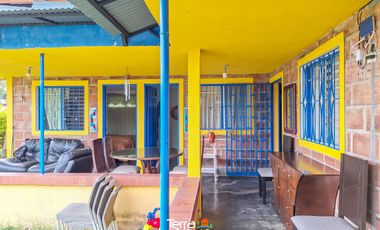 Finca con bonita vista en venta El Peñol
